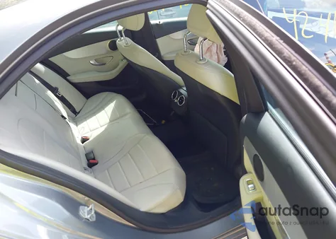 2016 Mercedes-Benz C 300 Luxury/Sport из США, поврежденный, VIN 55SWF4JB5GU115879